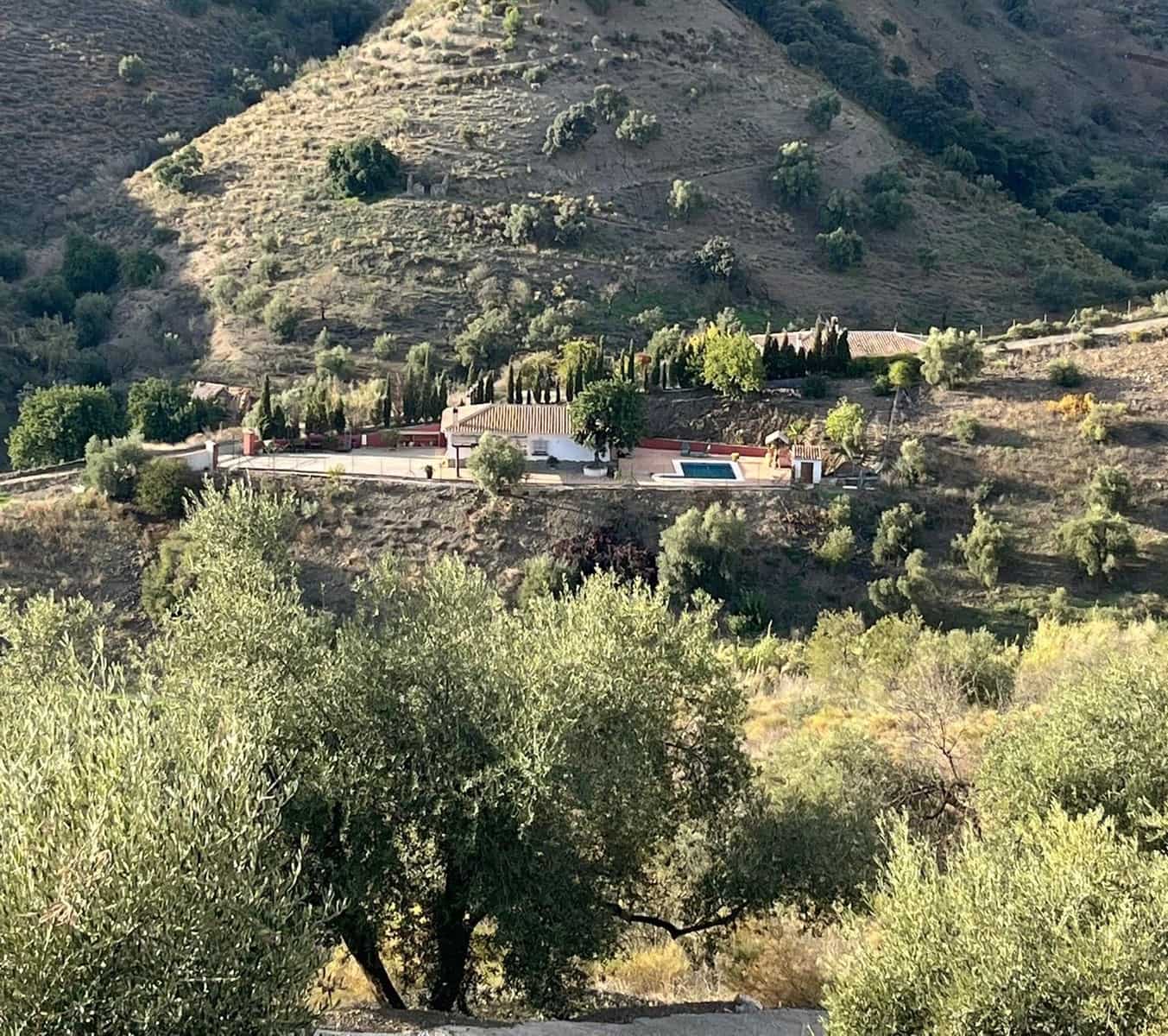 3 soveværelse Finca/Landehus til leje i Sedella med swimmingpool - € 800 (Ref: 9377682)