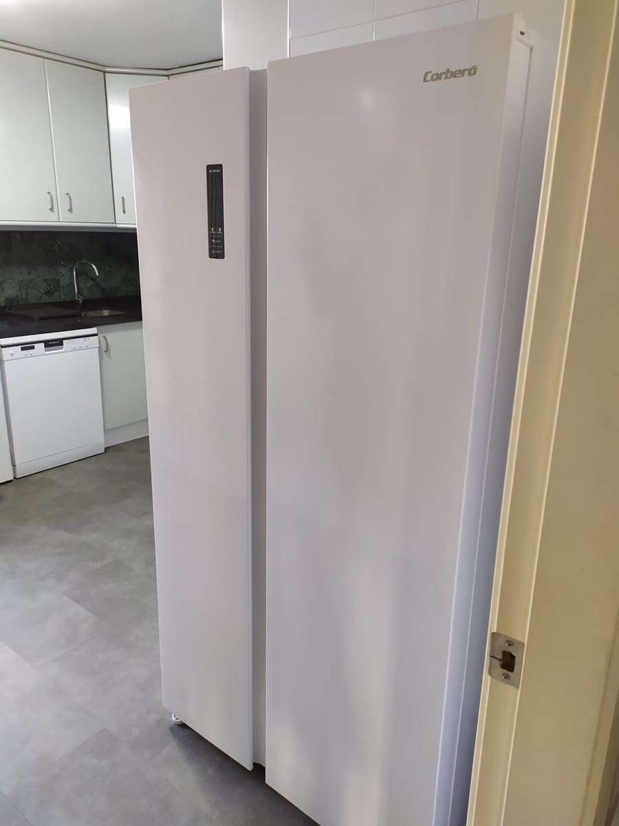 3 sypialnia Penthouse do wynajęcia w Marbella - 4 250 € (Ref: 9388657)