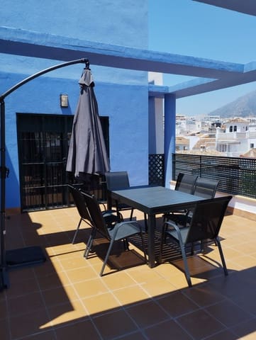 3 sovrum Takvåning att hyra i Casco Antiguo, Marbella - 4 250 € (Ref: 9388657)