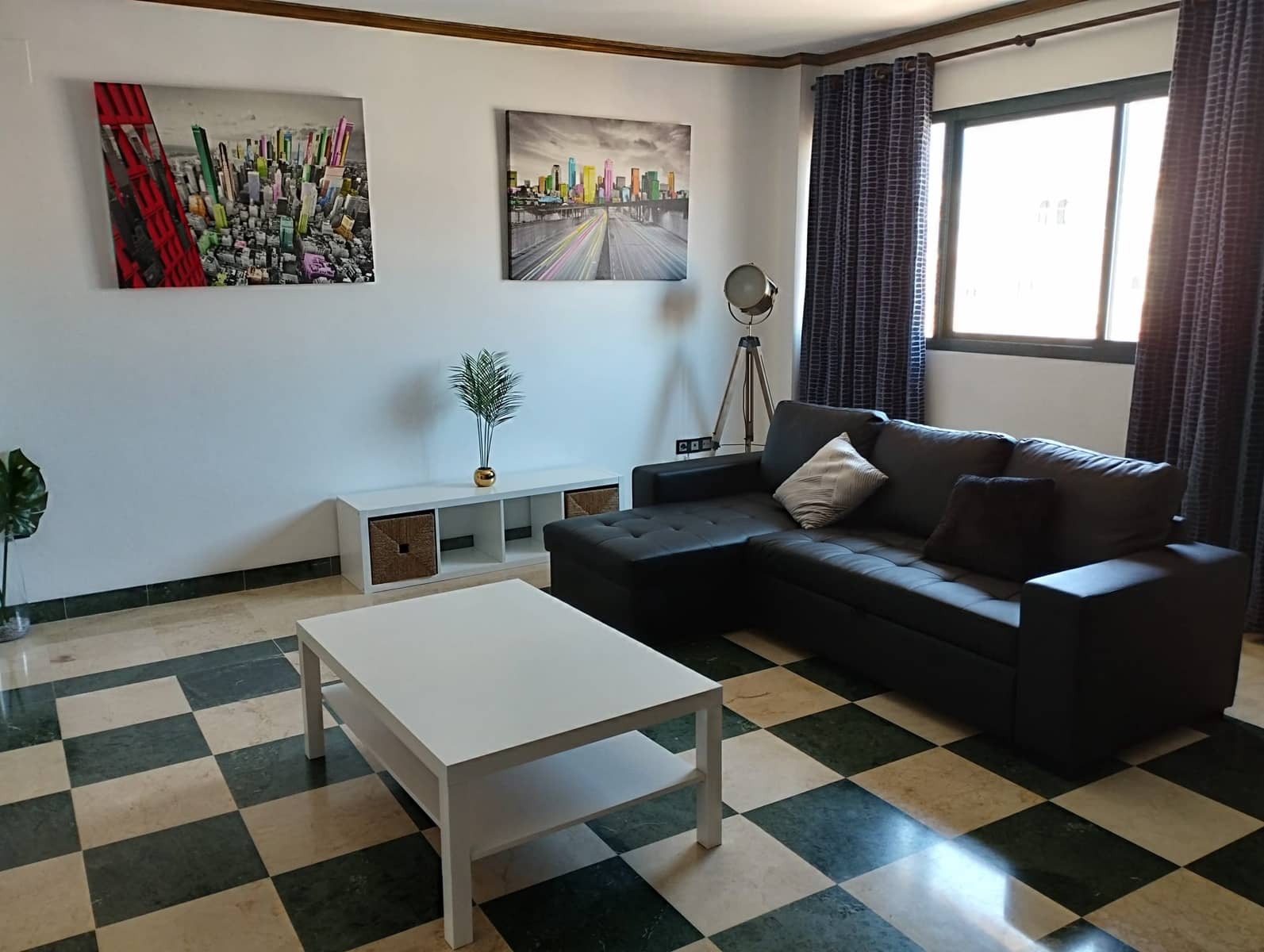3 sypialnia Penthouse do wynajęcia w Marbella - 4 250 € (Ref: 9388657)