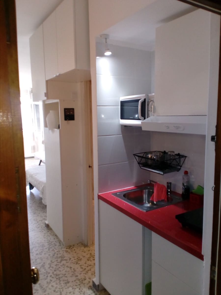 Yksiö vuokrattavana paikassa Torremolinos - 800 € (Ref: 9401612)