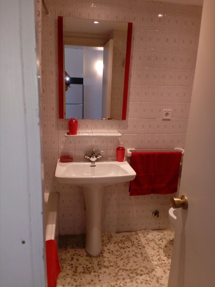 Yksiö vuokrattavana paikassa Torremolinos - 800 € (Ref: 9401612)