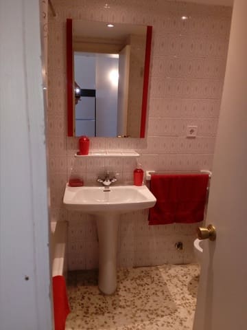 Studio til leje i Torremolinos - € 800 (Ref: 9401612)