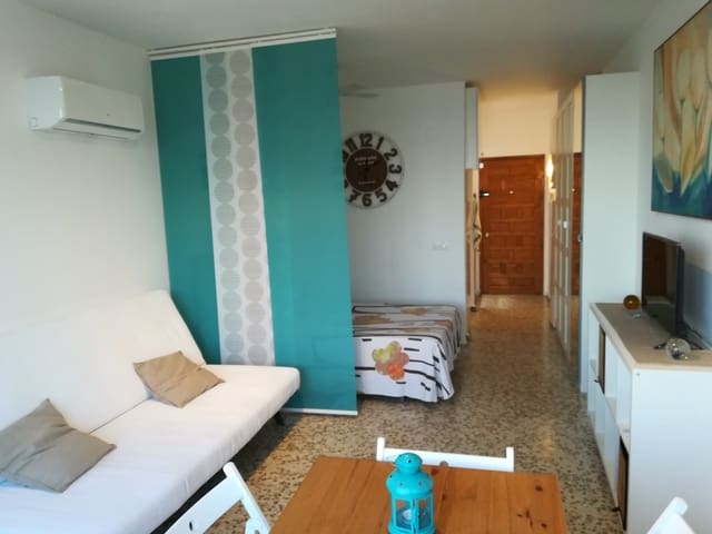 Studio til leje i Torremolinos - € 800 (Ref: 9401612)