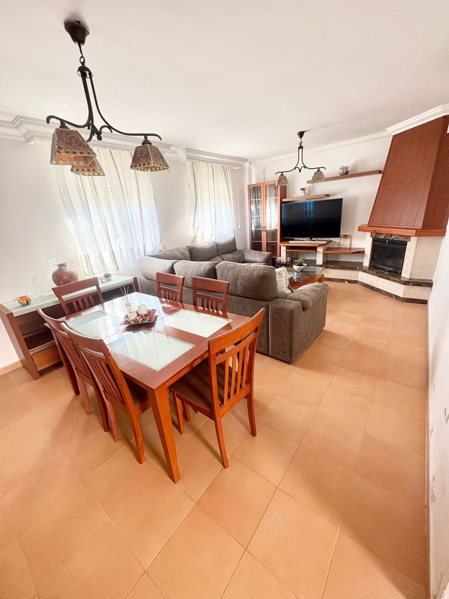 4 camera da letto Villa da affittare in Cartama con piscina garage - 1.600 € (Rif: 9412283)