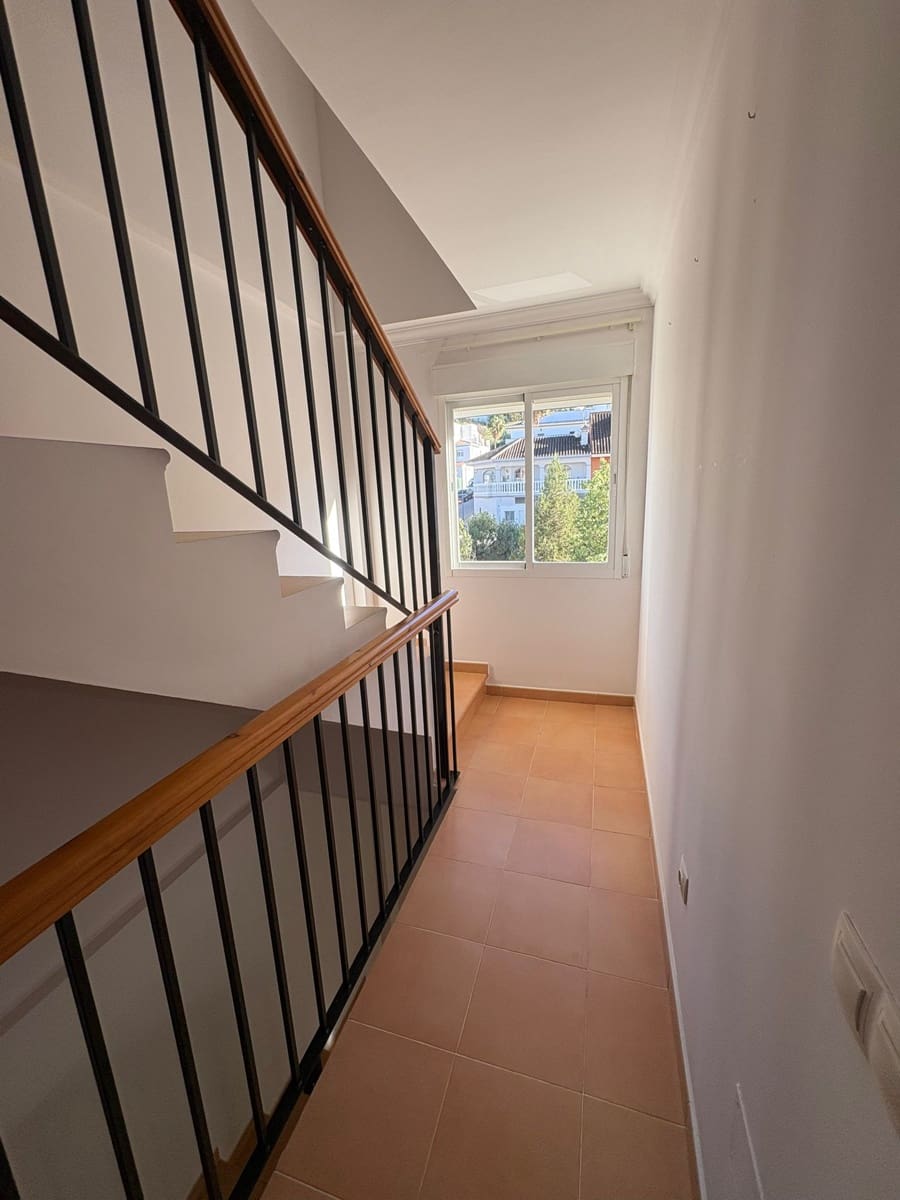 4 camera da letto Villa da affittare in Cartama con piscina garage - 1.600 € (Rif: 9412283)