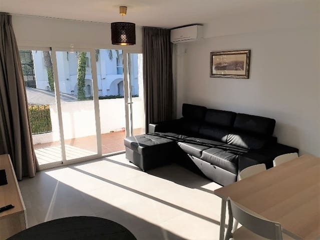 1 bedroom Flat for rent in Chaparil - Torrecilla - Punta Lara, Nerja with pool - € 950 (Ref: 9414575)