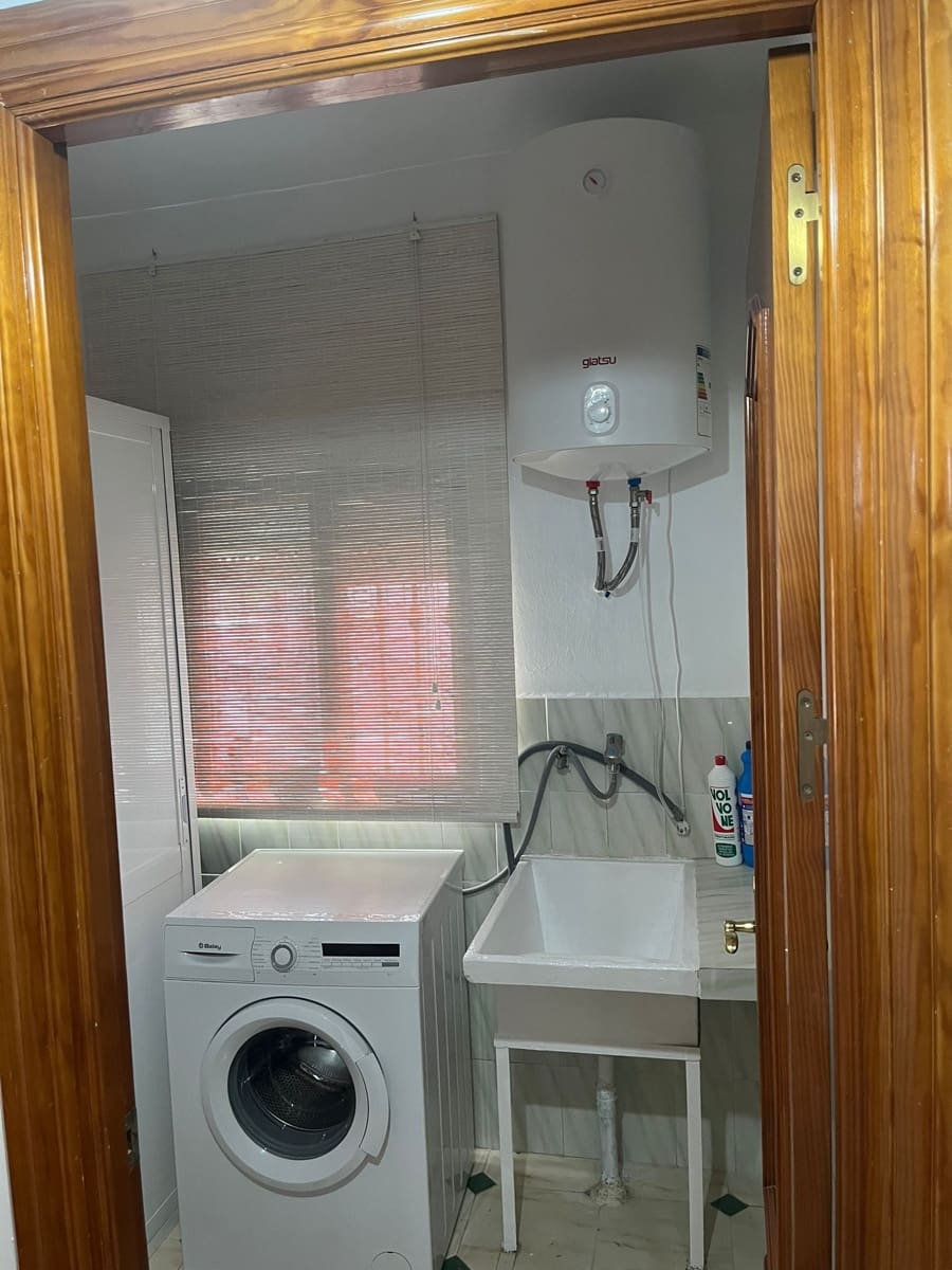 3 bedroom Townhouse for rent in Corumbela - € 650 (Ref: 9416248)