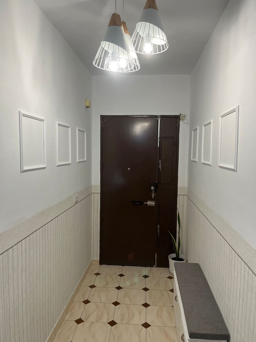 3 bedroom Townhouse for rent in Corumbela - € 650 (Ref: 9416248)