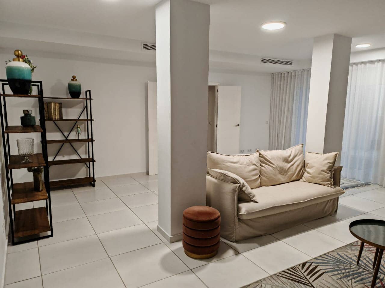 4 bedroom Villa for rent in Benalmadena with garage - € 4,500 (Ref: 9418789)