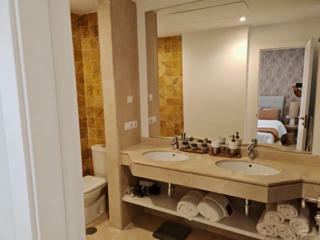 4 sovrum Villa att hyra i La Capellanía - El Higuerón, Benalmádena med garage - 4 500 € (Ref: 9418789)