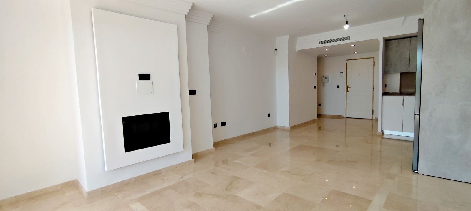 2 slaapkamer Flat te huur in Mijas met zwembad garage - € 1.650 (Ref: 9424121)