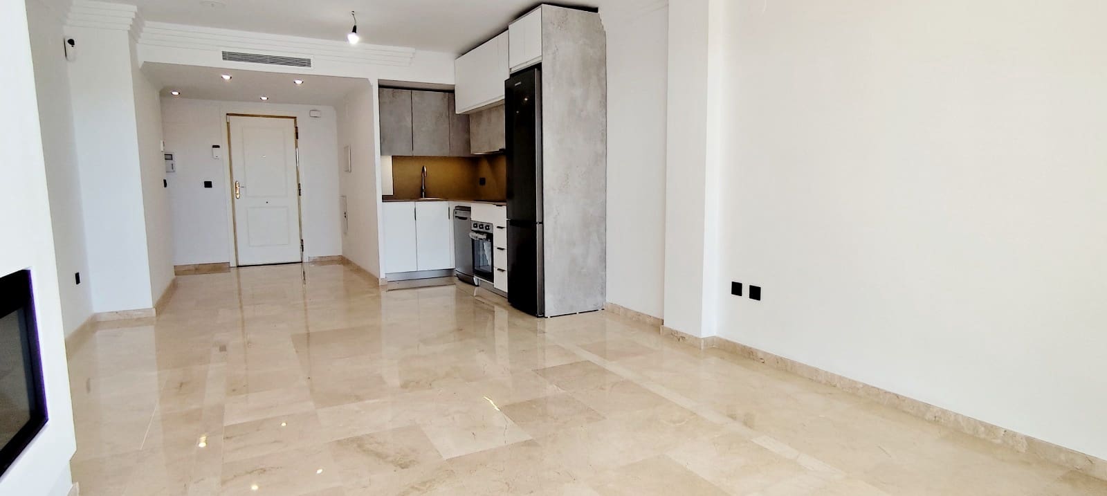 2 slaapkamer Flat te huur in Mijas met zwembad garage - € 1.650 (Ref: 9424121)