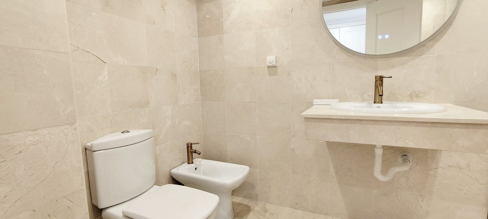 2 slaapkamer Flat te huur in Mijas met zwembad garage - € 1.650 (Ref: 9424121)