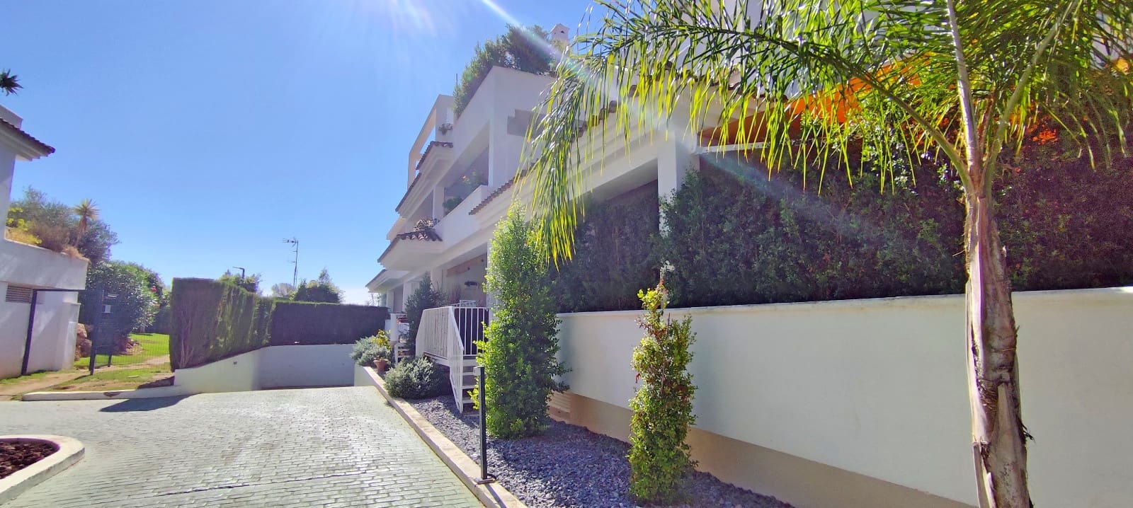 2 slaapkamer Flat te huur in Mijas met zwembad garage - € 1.650 (Ref: 9424121)