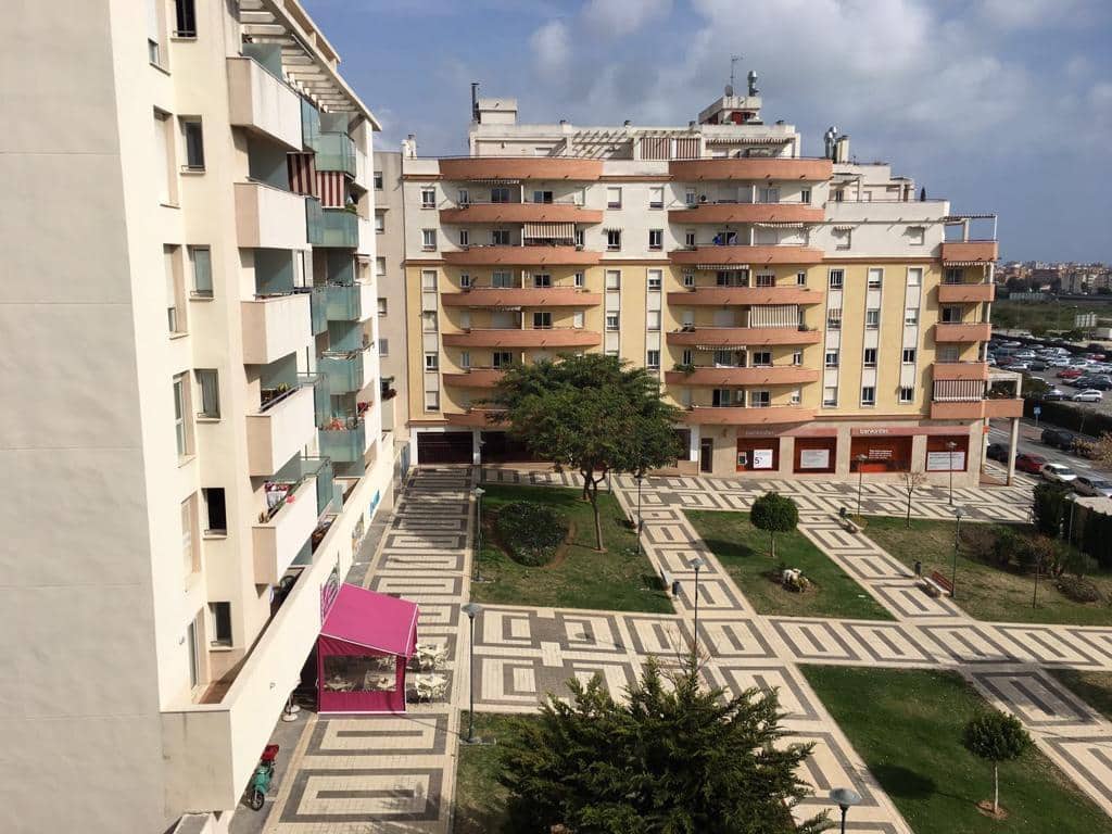 3 soveværelse Lejlighed til leje i Malaga by med garage - € 1.500 (Ref: 9426255)