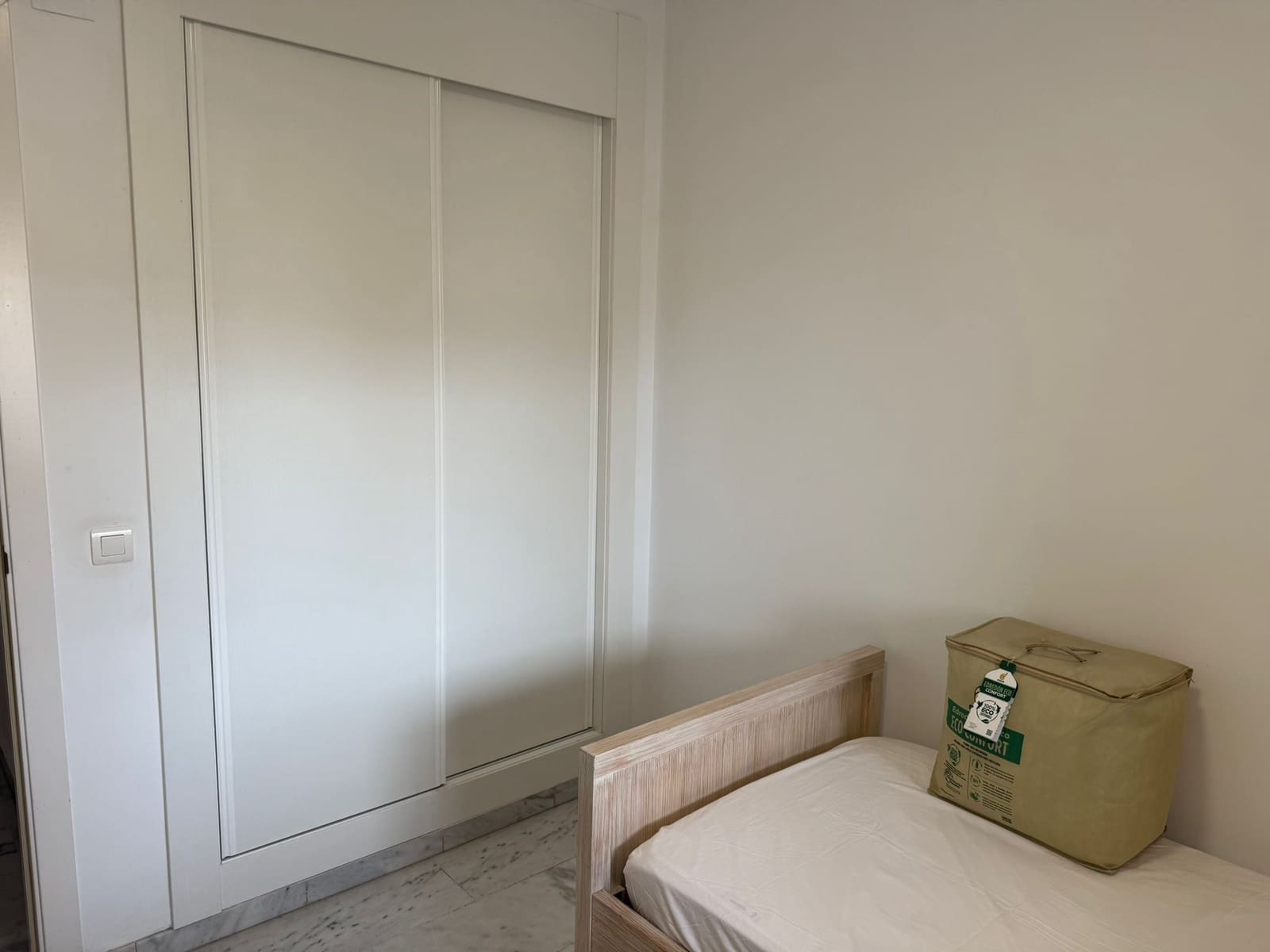 3 soveværelse Lejlighed til leje i Malaga by med garage - € 1.500 (Ref: 9426255)