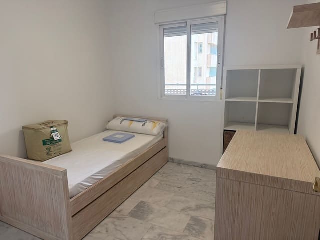 3 sypialnia Mieszkanie do wynajęcia w Ciudad Universitaria, Miasto Málaga z garażem - 1 500 € (Ref: 9426255)