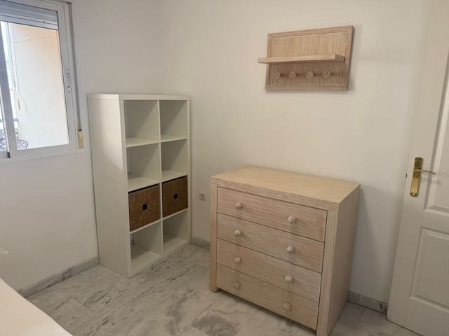 3 sypialnia Mieszkanie do wynajęcia w Ciudad Universitaria, Miasto Málaga z garażem - 1 500 € (Ref: 9426255)