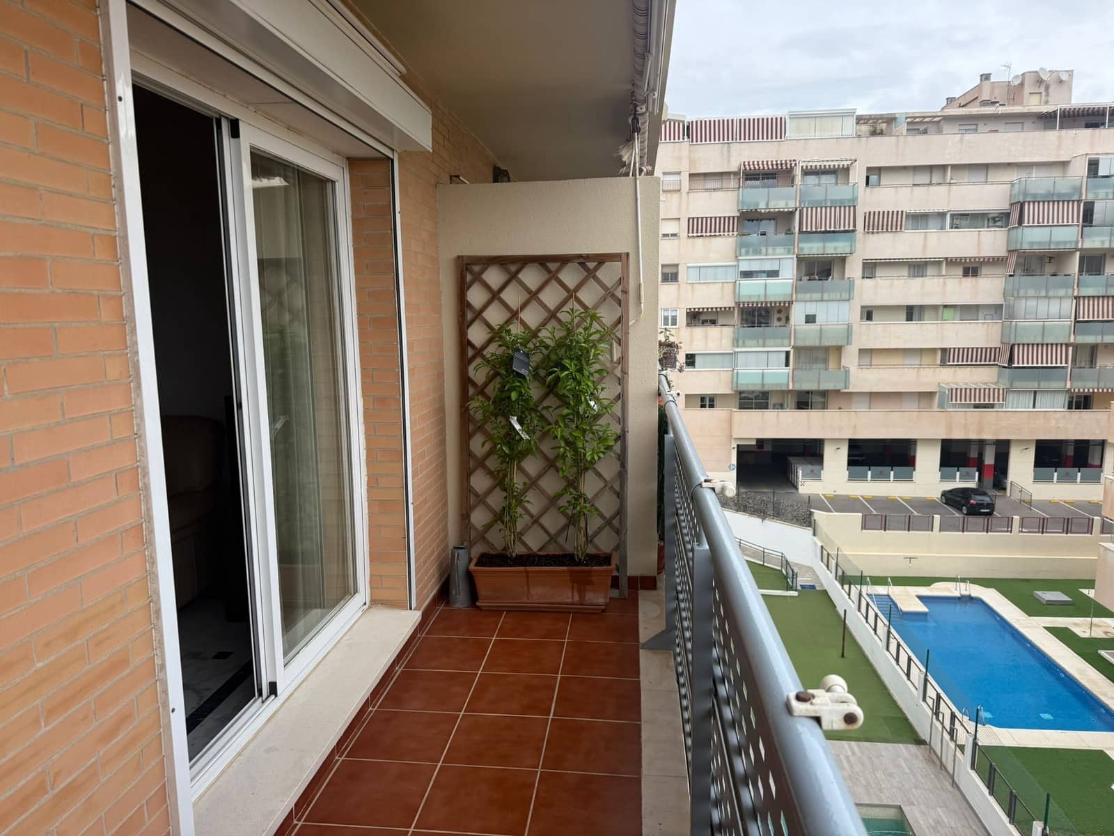 3 soveværelse Lejlighed til leje i Malaga by med garage - € 1.500 (Ref: 9426255)