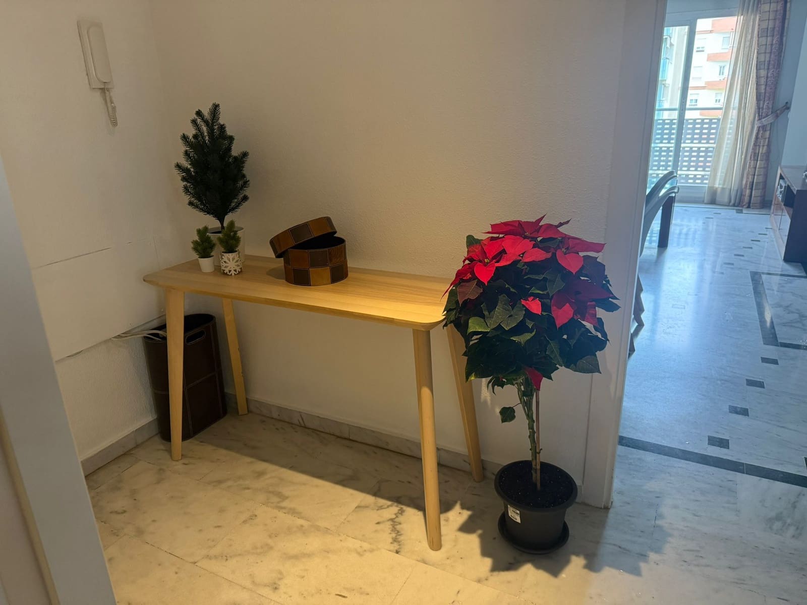 3 soveværelse Lejlighed til leje i Malaga by med garage - € 1.500 (Ref: 9426255)