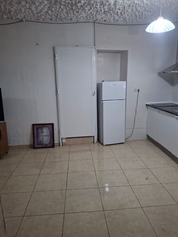 3 slaapkamer Huis te huur in Archez - € 450 (Ref: 9471799)
