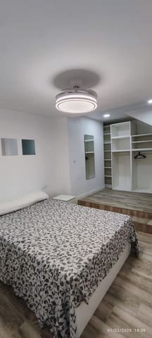 Studio til leie i Puertosol, Málaga by - € 800 (Ref: 9490936)