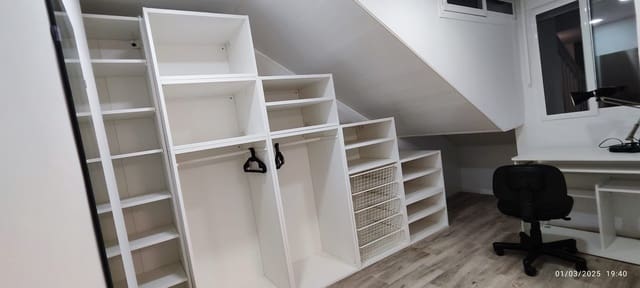 Studio til leie i Puertosol, Málaga by - € 800 (Ref: 9490936)