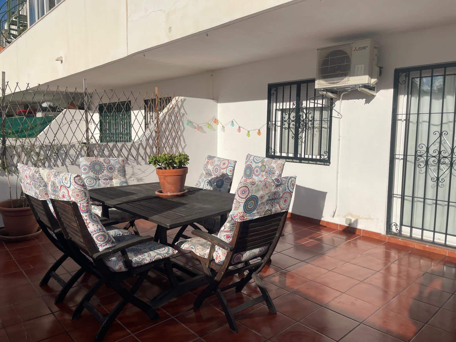 Piso de 2 habitaciones en Benalmádena en alquiler con piscina garaje - 1.200 € (Ref: 9500044)