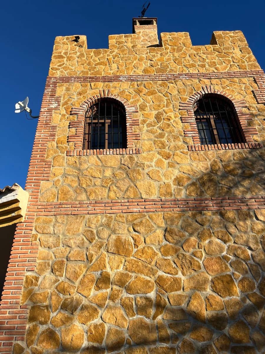 4 bedroom Finca/Country House for rent in Sedella with pool garage - € 1,500 (Ref: 9508006)