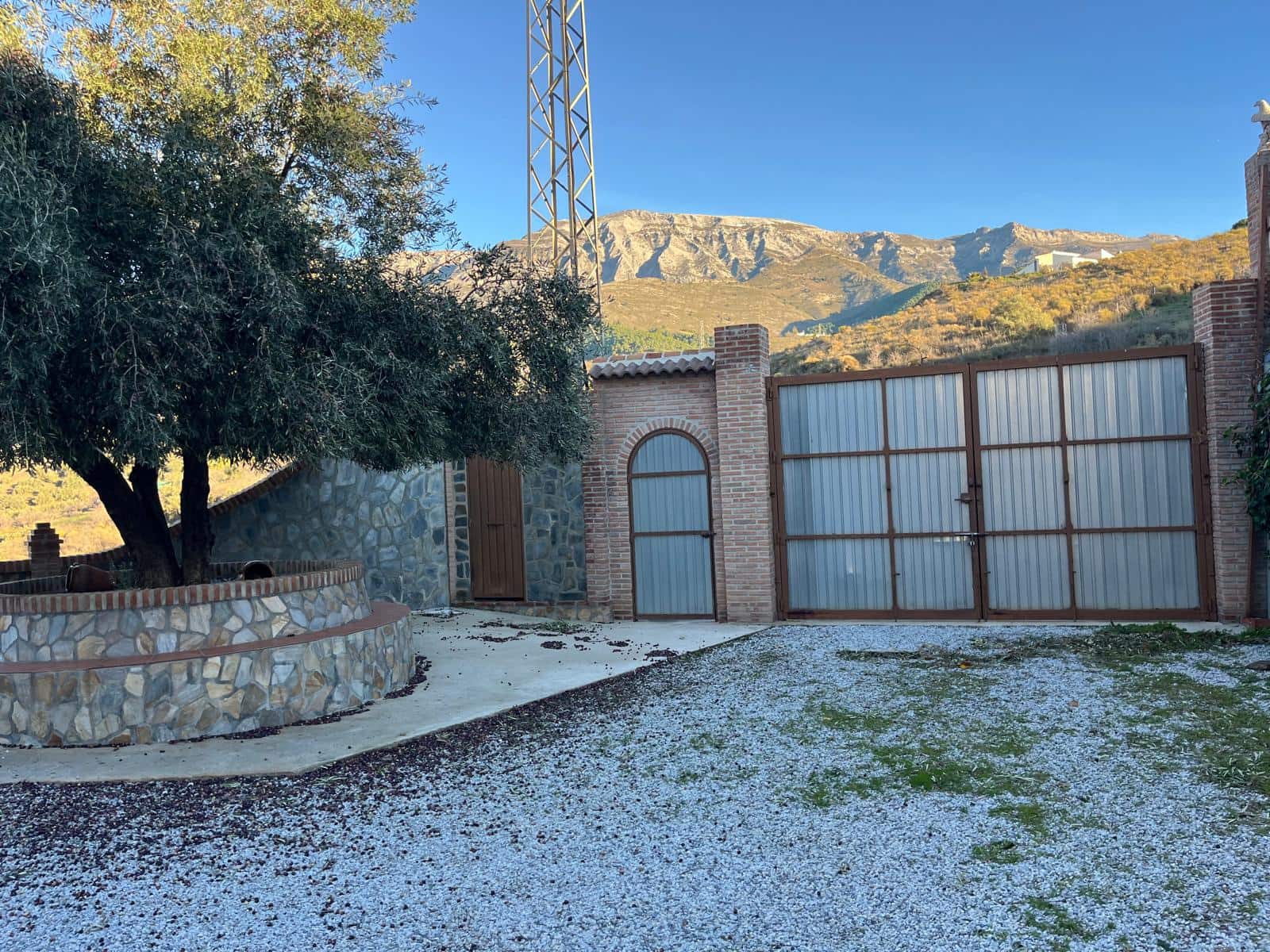 4 bedroom Finca/Country House for rent in Sedella with pool garage - € 1,500 (Ref: 9508006)