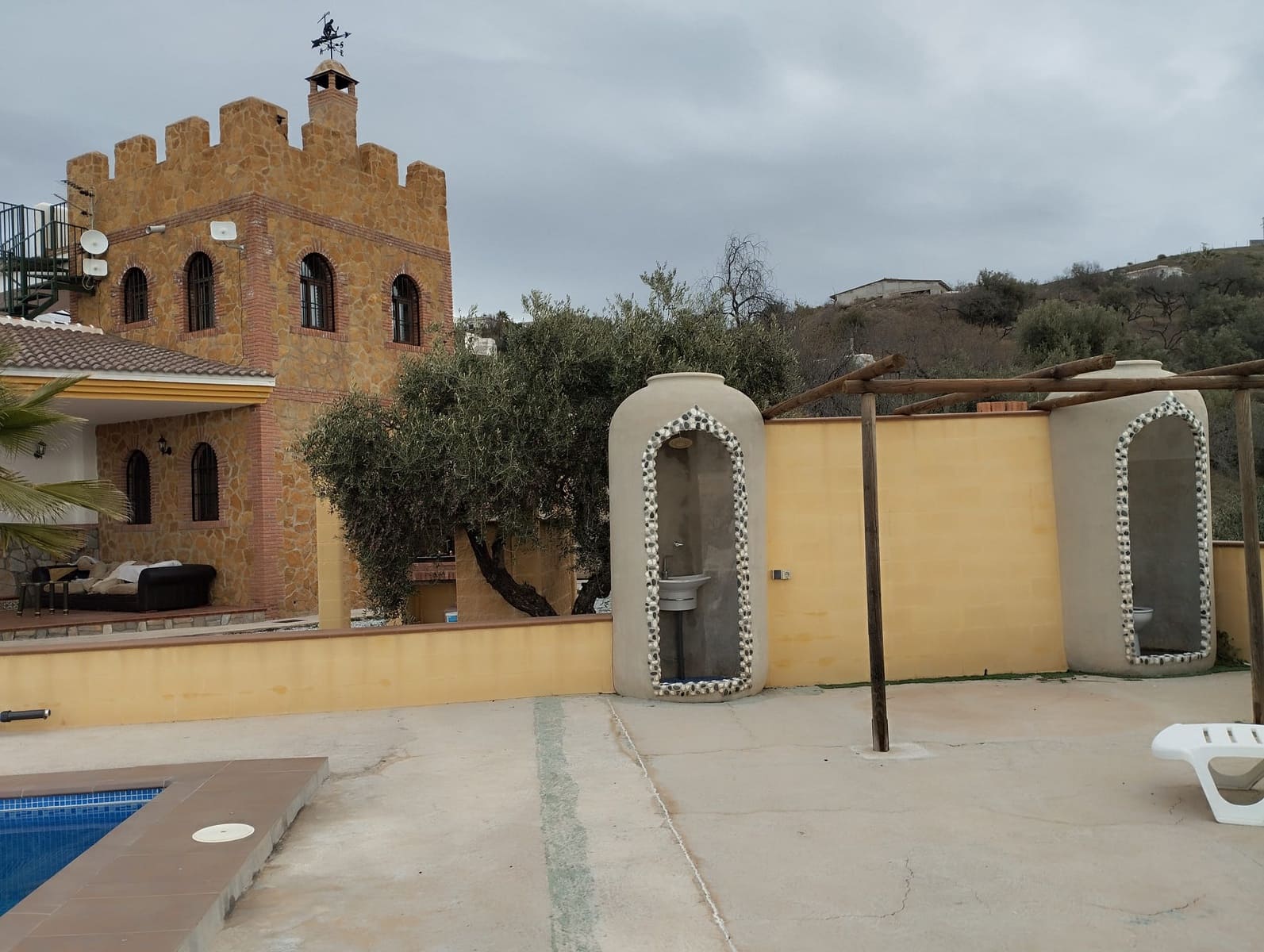 4 bedroom Finca/Country House for rent in Sedella with pool garage - € 1,500 (Ref: 9508006)