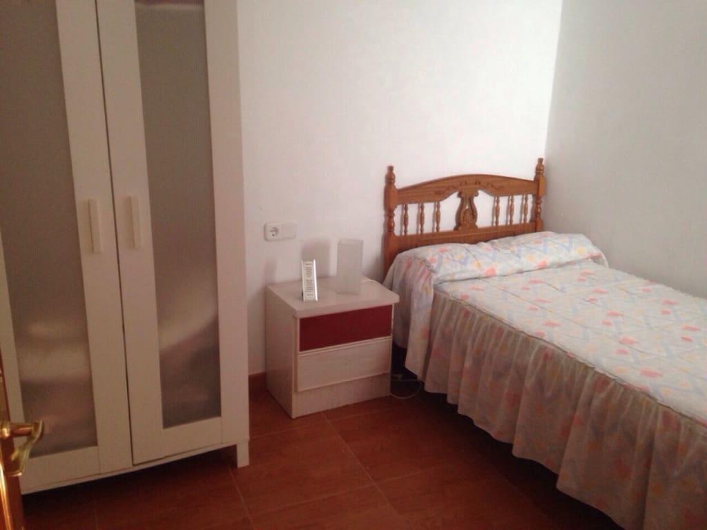 3 bedroom Townhouse for rent in Casabermeja - € 800 (Ref: 9523274)