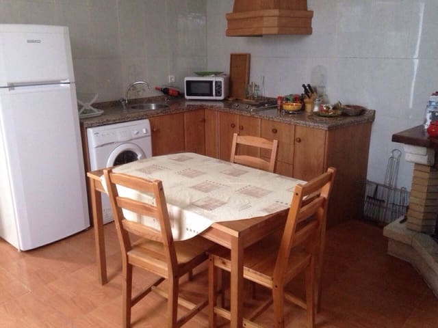 3 makuuhuone Omakotitalo vuokrattavana paikassa Casabermeja - 800 € (Ref: 9523274)