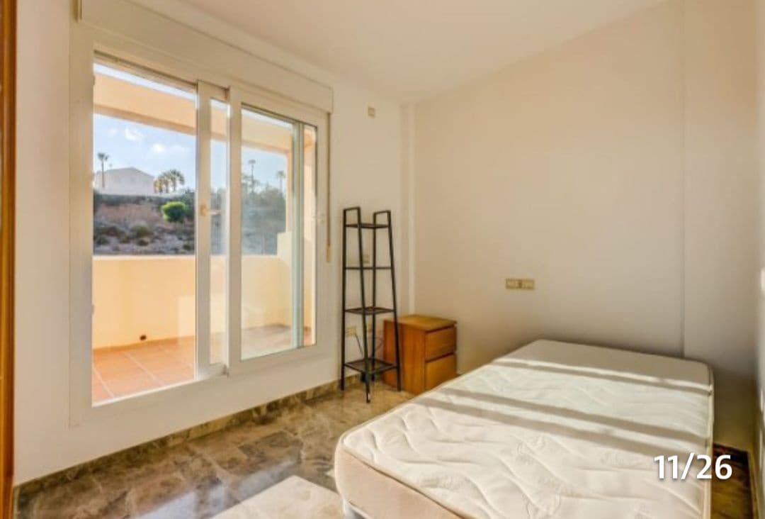 3 camera da letto Villetta a Schiera da affittare in Velez-Malaga con piscina garage - 1.500 € (Rif: 9538989)