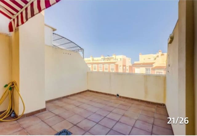 3 camera da letto Villetta a Schiera da affittare in Vélez-Málaga con piscina garage - 1.500 € (Rif: 9538989)