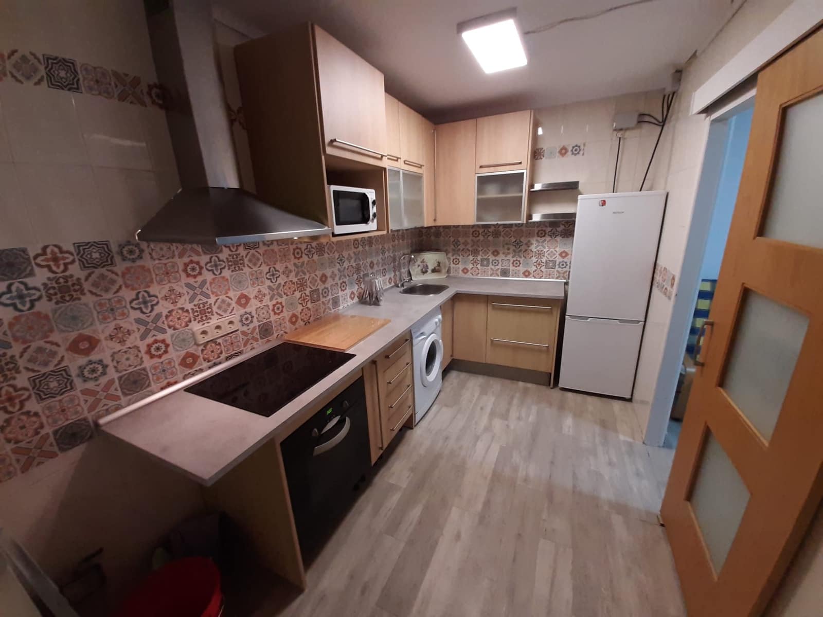 4 sovrum Lägenhet att hyra i Malaga stad - 1 350 € (Ref: 9540572)