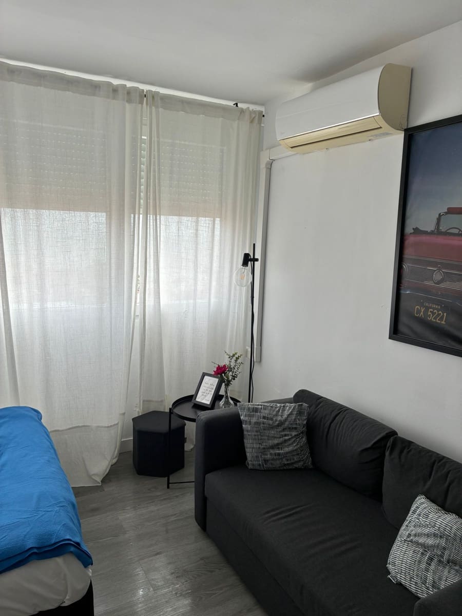 Estúdio para arrendar em Benalmadena com piscina - 850 € (Ref: 9571841)