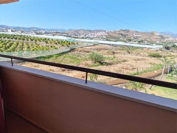 2 soverom Leilighet til leie i El Peñoncillo, Torrox - € 950 (Ref: 9572325)
