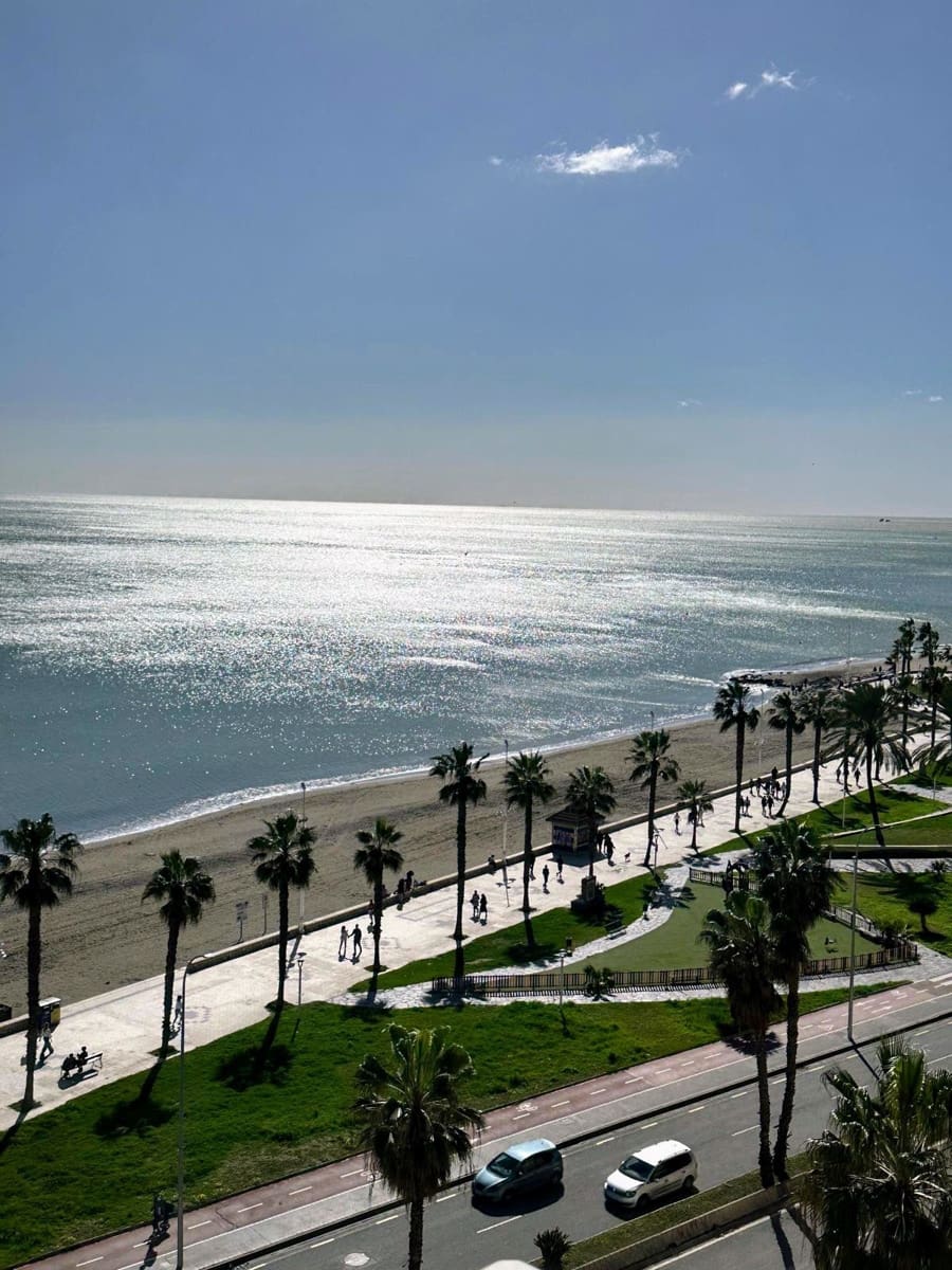 2 bedroom Flat for rent in Malaga city - € 1,700 (Ref: 9610594)