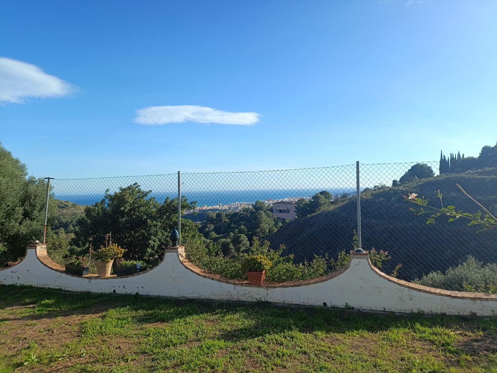 4 bedroom Villa for rent in Mijas with pool garage - € 2,200 (Ref: 9610597)