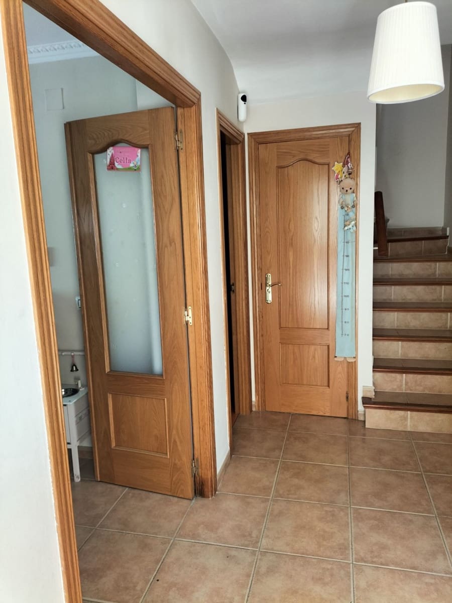 3 sypialnia Dom szeregowy do wynajęcia w Alhaurin de la Torre z basenem garażem - 1 850 € (Ref: 9624119)