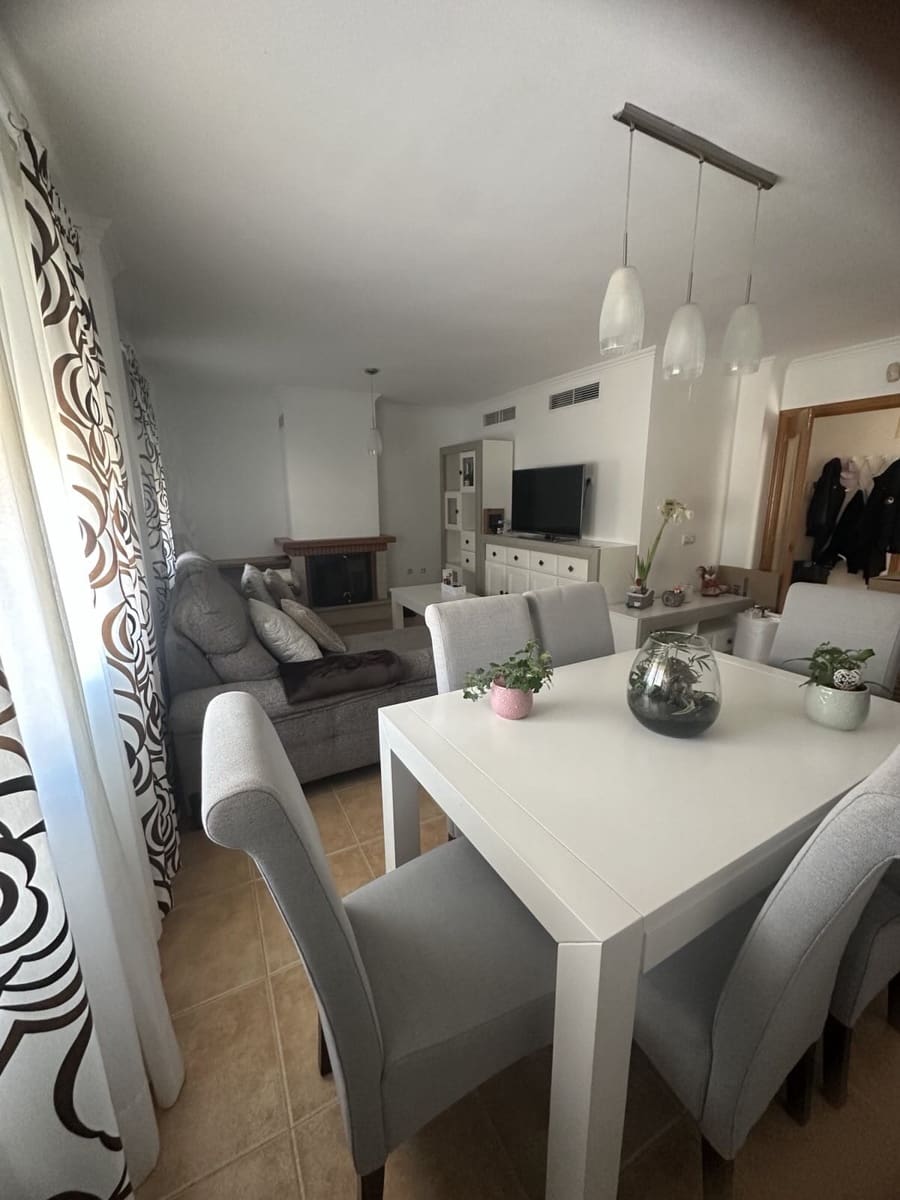 3 sypialnia Dom szeregowy do wynajęcia w Alhaurin de la Torre z basenem garażem - 1 850 € (Ref: 9624119)