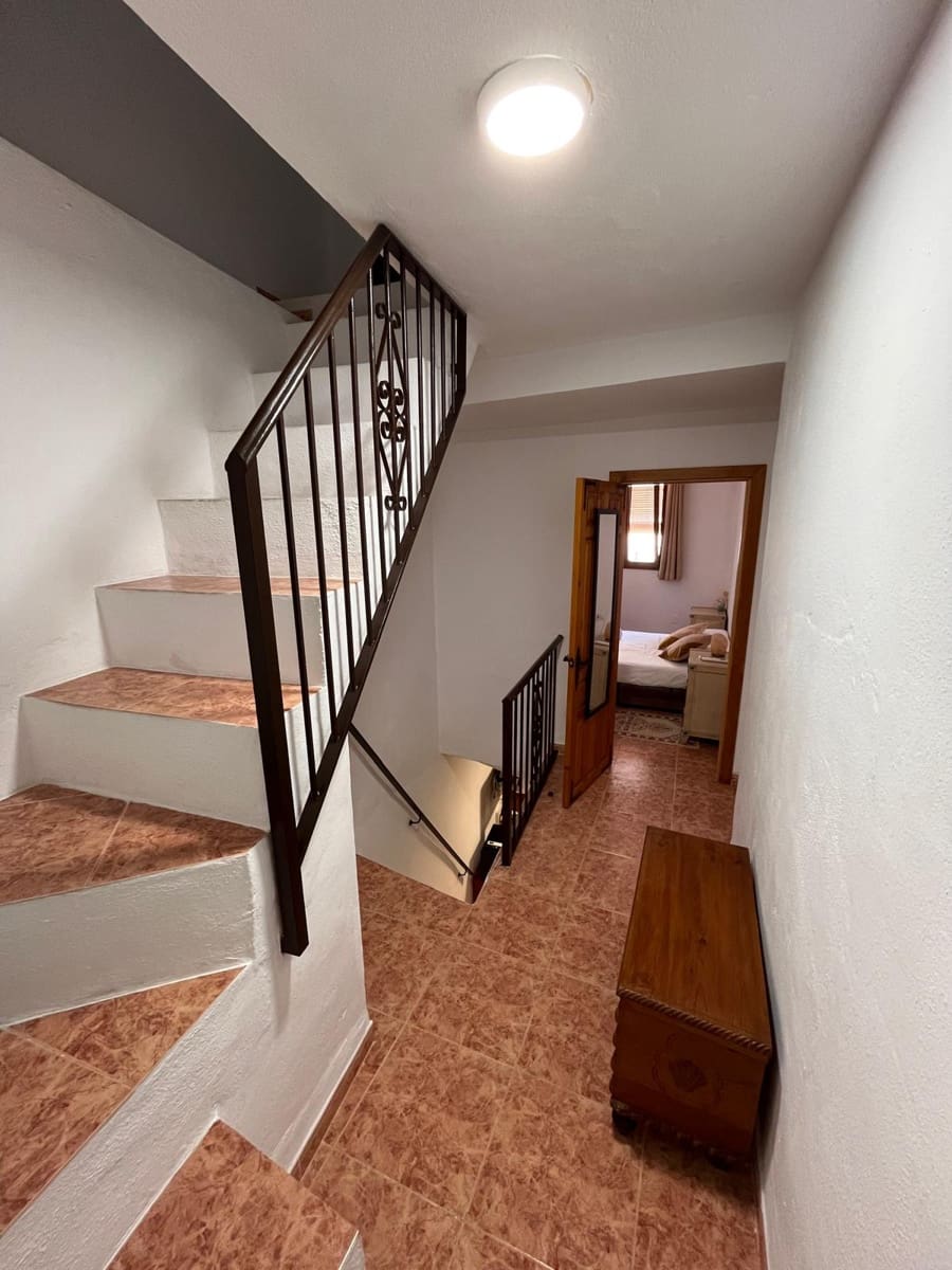 2 soveværelse Byhus til leje i Monda - € 780 (Ref: 9624211)