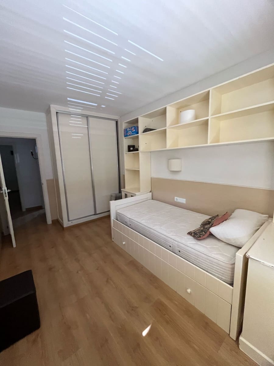3 soveværelse Rækkehus til leje i Benalmadena med swimmingpool garage - € 1.750 (Ref: 9641053)
