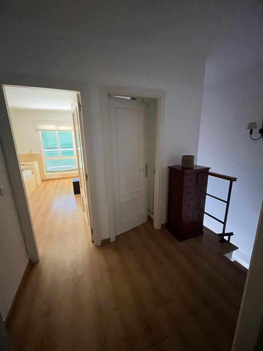 3 soveværelse Rækkehus til leje i Benalmadena med swimmingpool garage - € 1.750 (Ref: 9641053)