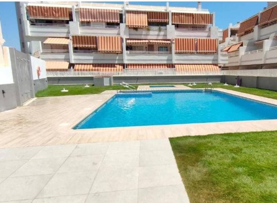 2 makuuhuone Huoneisto vuokrattavana paikassa Torrox-Costa mukana uima-altaan - 800 € (Ref: 9642188)