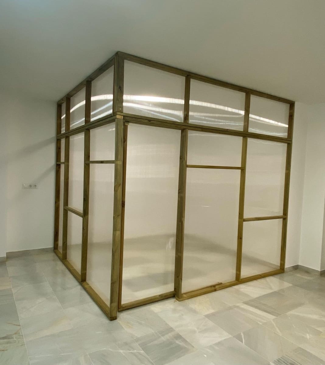 Loft for rent in Malaga city - € 1,000 (Ref: 9649959)