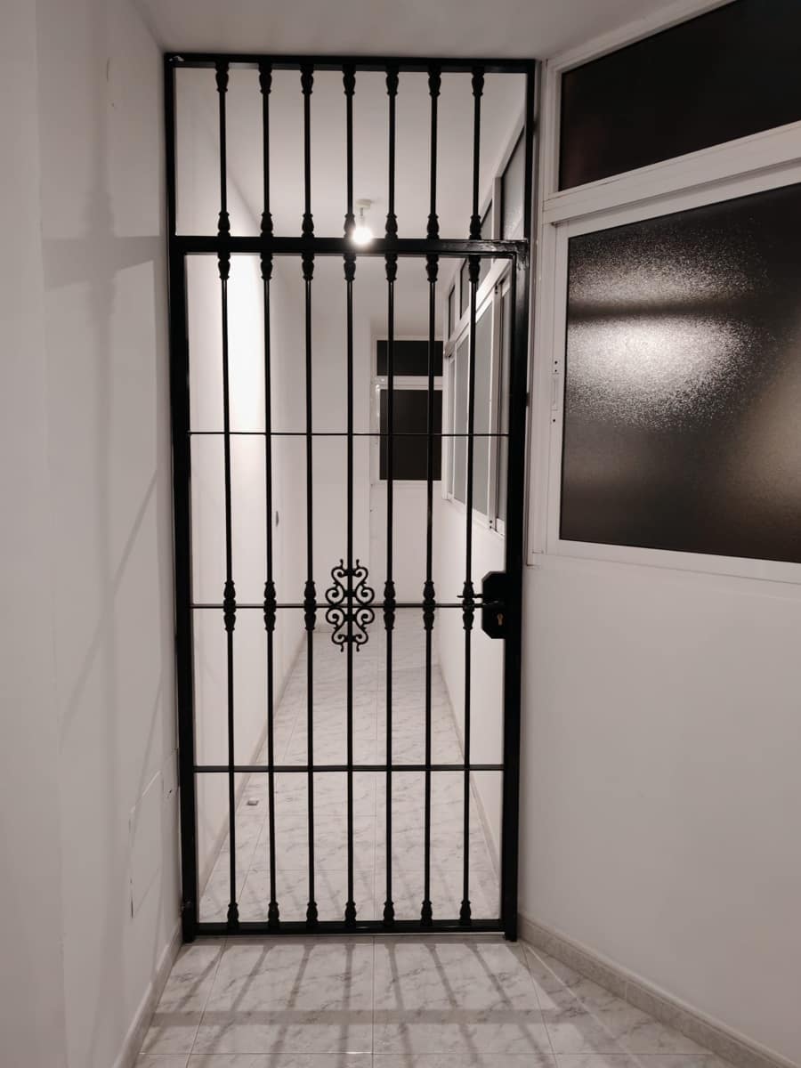 Ático de 2 habitaciones en Fuengirola en alquiler - 1.500 € (Ref: 9665535)