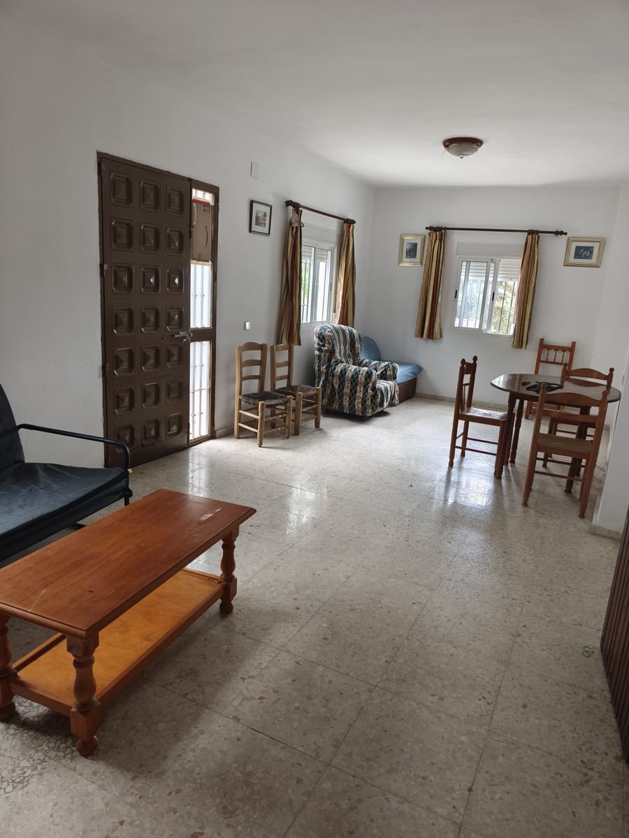 3 sovrum Hus att hyra i Sedella med garage - 600 € (Ref: 9675936)